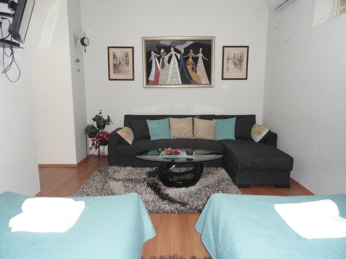 Apartment Fine Home 第比利斯 外观 照片