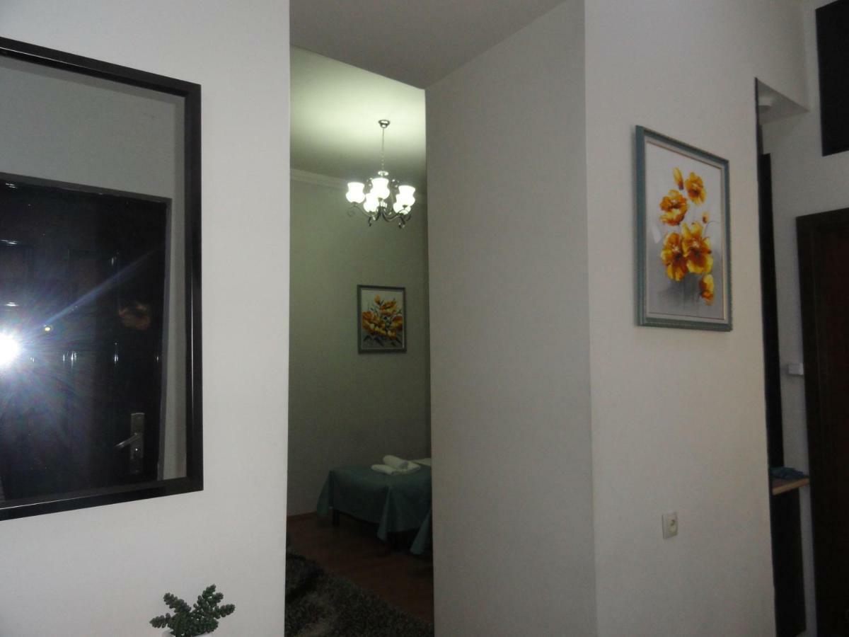 Apartment Fine Home 第比利斯 外观 照片